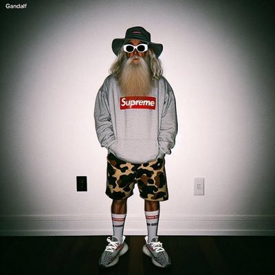 CashSign's profile picture. 14kt Gold Slum Computer Wizard • SneakerConnoisseur ✈[J]ust[E]njoy[T]his[S]hit✈