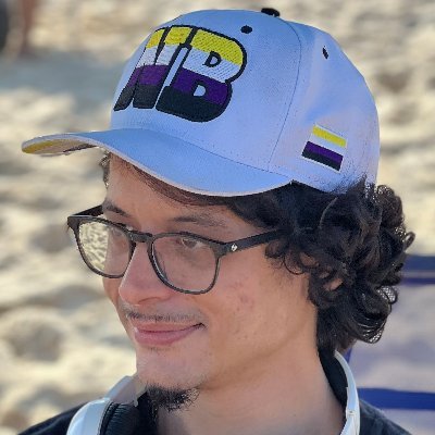 ñ-binárie 🏳️⚧️ qqr pronome
/ Diretoria @mycelium_tecn
/ Internet of Rights fellow @article19org
@duasfl8r.bsky.social
@duasfl8r@mastodon.social