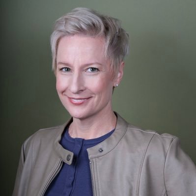 Voice actor/Person actor/Audiobook narrator/Podcast host. Peloton disciple. Retired meteorologist. DOGGIES! *I💚Pickleball* 🙄she/her🏳️🌈ally