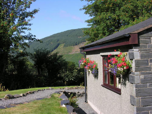 Luxury 4* B&B, tranquil, rural, 4 miles from Betws-y-coed. Stunning views, tasteful ensuite rooms, fab breakfast. Perfect place to relax and explore Snowdonia.