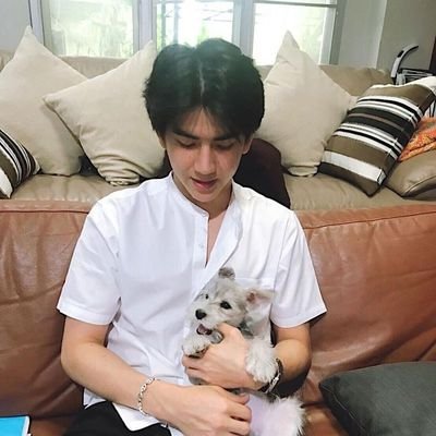 yllw_00's profile picture. 