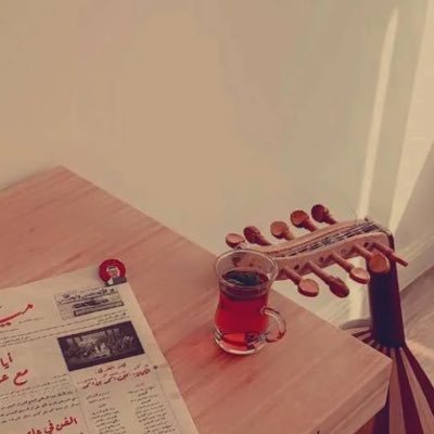 الموسيقى. هي الطريقه الوحيده لعناق ما لا تستطيع ذراعيك عناقه.