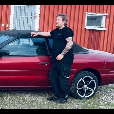 rabieswolf's profile picture. tesla mechanic. jack of all trades. 継続は力なり makes music,drives race cars,invests,build,travel,conserts,working,friends