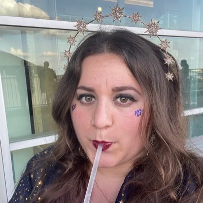 29 | just a girl, living in a doodle's world | will sing any taylor swift song on karaoke after enough vodka crans