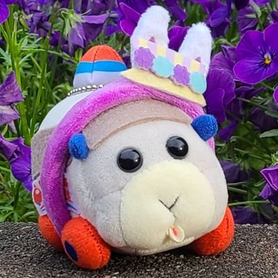 🇯🇵Spreading Japanese things with my KAWAII plushies❤️
🐹Huge PUI PUI Molcar anime fan❤️
🐹Molcars worth spreading‼️
基本的に英語で投稿していますが、日本語での会話も大歓迎です🥰