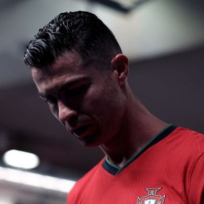 Csar12693219's profile picture. 