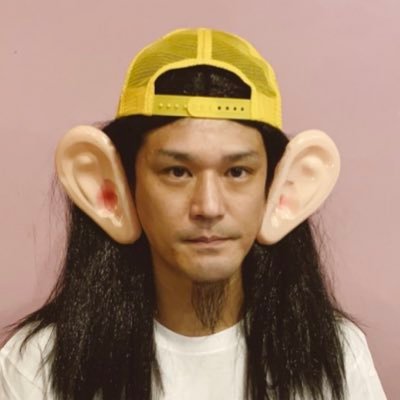 tachibanabicci's profile picture. 邦人男性芸人／ガチ霊能者「タチバナビッ血」／陰謀論者研究家(ストック陰謀論6万個以上)／南阿佐ヶ谷ニューウォッチ酒場店長／キンタマ千本くじ世界２位／キンバリー(黄色いヒョウ)／T-1グランプリ2連覇中／愛工大名電〜ニューウォッチプロダクション／麻薬撲滅／猫猫猫猫