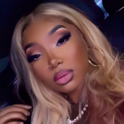 26| April 2nd💅🏽 | Instagram: @ Adore.dreaa | Future RN🏩👩🏽⚕️| Royale’ Mommy 💙