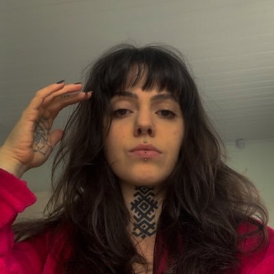 o que sobra pra nós é ser melhor, bem melhor @biapiercer | @qgcolab