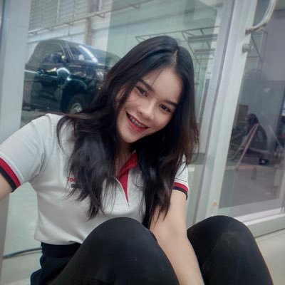 doomrong2557's profile picture. ไร้ความรู้สึก ชินและชา