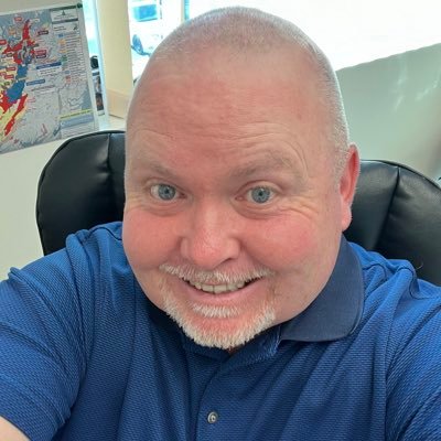 Accountant, golfer, loner. Long time Leafs fan/sucker for punishment! Sports, finance, random 🎶 quotes. Form an orderly queue ladies. 😂🤷♂️