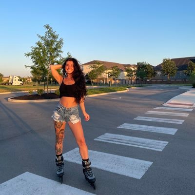Venmo : ezbreezycovergirl24  Cash app: angelicbaybee13  🖤