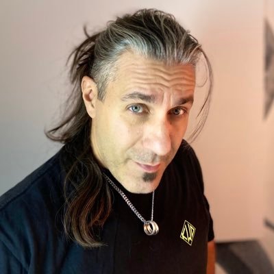 Creator of LarioMoon / Evolution #NFT drop soon https://t.co/GRuw3zaXMk…