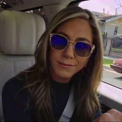 AnistonJen57037's profile picture. 