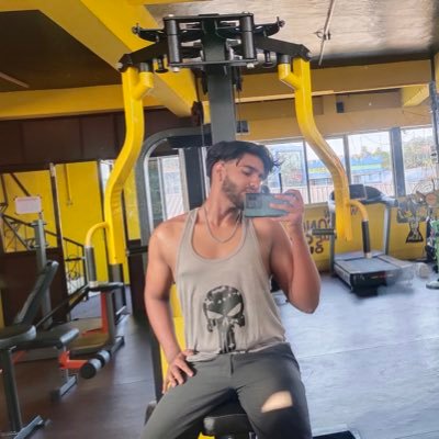 sree_rag04's profile picture. human being 🙂