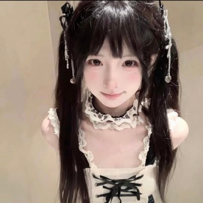 IVYybz777's profile picture. 祝你开心