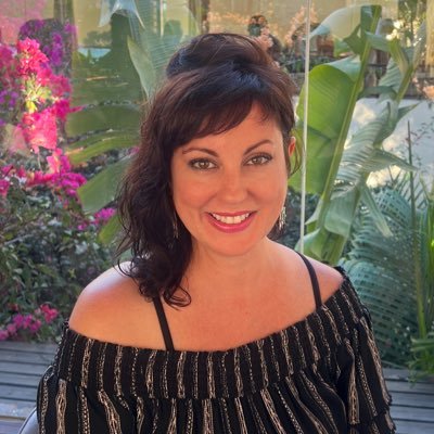 jq_labs's profile picture. Resources to fuel creators & indie founders. Creative prompts, idea generators, intuition development, project alignment.