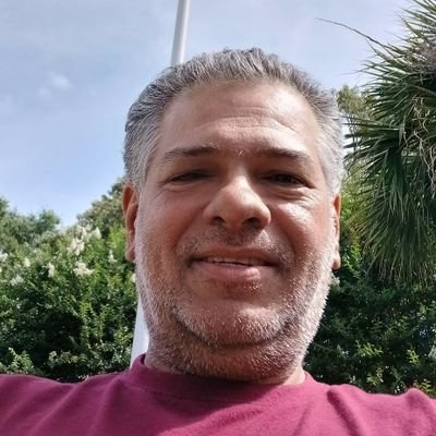 Abogado, Gremialista, MSc. Gerencia Pública, MSc Gobernanza y Gobernabilidad, Padre, Esposo y Hermano 100% Venezolano - 100% Apureño, Pdte. @ApureLidera_