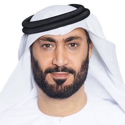 أنا شِحِي سِليل أقوام مَاعًودْ مَعَافى مِن يحارِبها.. شٍيوخٍ مِن قِدم الأعوام على العزة تٍربينا ..((رُؤُس الجبال))
