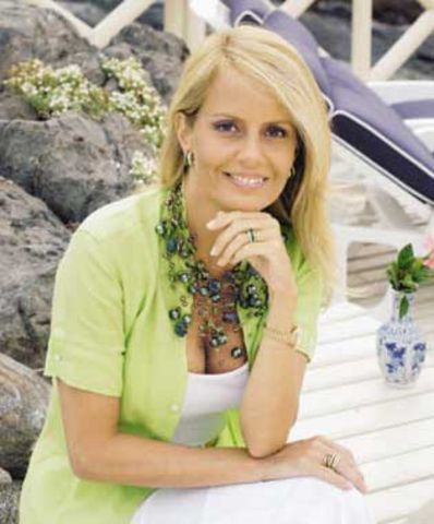 CandanceKirst94's profile picture. Helpdesk manager at large energy company. Specialized in renewable energy.