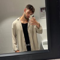 Harry (@apparentlytr8dr) 's Twitter Profile Photo Harry (@apparentlytr8dr) 's Twitter Profile Photo
