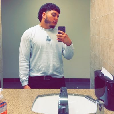 jxsecast's profile picture. 214 🤮 Snap 👻 rtjcast1