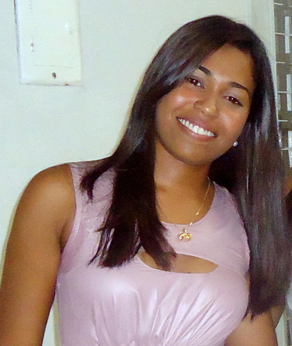 Sou fera, sou bicho, sou anjo e sou mulher... Mas sou minha, só minha e não de quem quizer...