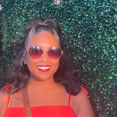BourgeoisieBell's profile picture. BITM 🫶🏾 | PMP | LSS Yellow + Green Belt | Founder + Owner of HoneyBee Consulting | Burnout is preventable.
