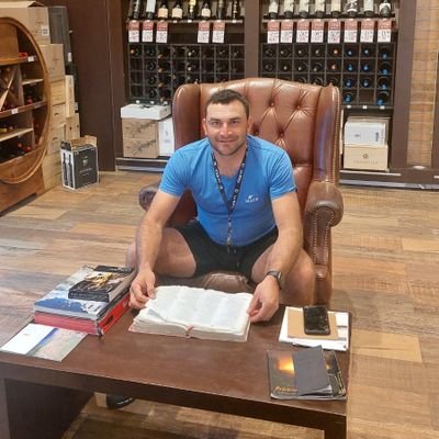 Ex futbolista, entrenador de fútbol, preparación física en fútbol en Club Deportivo Caaguazú ( Paraguay) Club Crucero del Norte( Argentina)