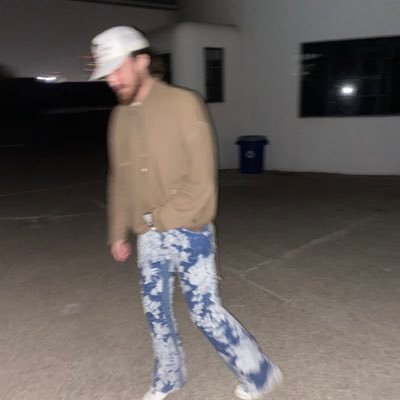 w7_clutch's profile picture. photos