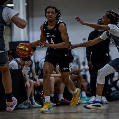 |6’2 PG|C/O ‘26| 4.0gpa| Team Final Black 17u| Camden Eastside Highschool| Contact: (856) 308-7123