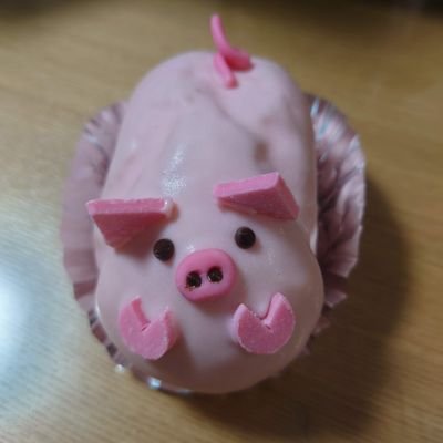 固定みて下さい。O-MENZ垢です!!狐さん最推しで、ポパ推し。最近明太子にもなった。でもみんな好きだよ!!無言フォロー失礼します。浮き沈み激しいです。鍵垢あります。気になる方はDMお願いします。