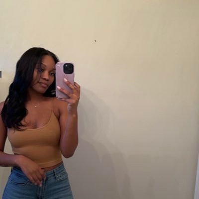 amoralola's profile picture. 💕