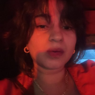xatburglar's profile picture. cats, tchotchkes, and many antelopes in a zoo.