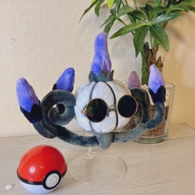 flos_poke's profile picture. ポケモンアカウント シャンデラが大好き