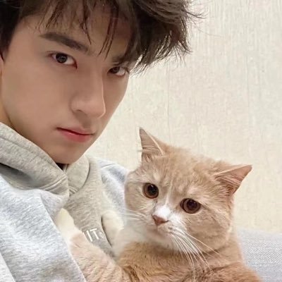 X8003444157013's profile picture. 