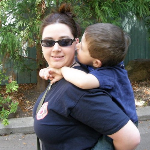 LadyPhoenix2006's profile picture. 