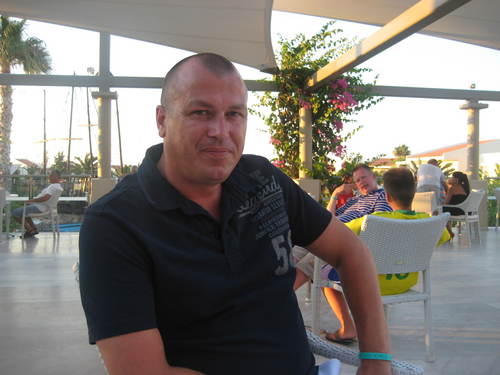 WimBeekhuis's profile picture. Verkoop/aquisitie bij Kooy Baksteencentrum BV Bakstenen, Dakpannen, Kalkzandsteen, Tegelwerk, Böger Baksteensysteem Hobby's:Golf,Vissen,Formule1,Solex,Voetbal