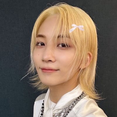 she/her ; ૮₍ ˶•⤙•˶^᪲᪲᪲ ₎ა #방탄소년단 #세븐틴 #블랙핑크 #더보이즈 #트레저 #베이비몬스터 #방예담 #보이넥스트도어 .ᐟ.ᐟ.ᐟ (toxic fans dni!)