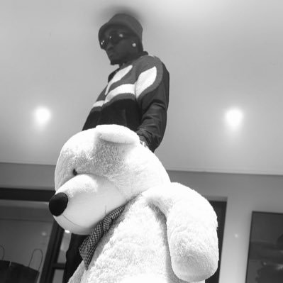 HunchoFreeze's profile picture. IG @Jasonpierregram