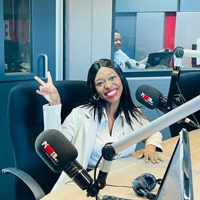 MarciaRamodike's profile picture. Award winning author of From An Empty Pride To A Full Price.

Founder of Evelyn50 writing agency.


A sweet hun.