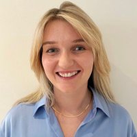 Claire Gibson (@clairelgibsonuk) Twitter profile photo