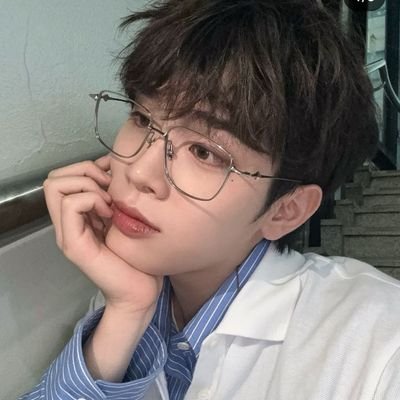 kim woojin - day6 - zb1 - gidle - loona - stayc - ahof
she/her - ACE ...as in 🏳️🌈