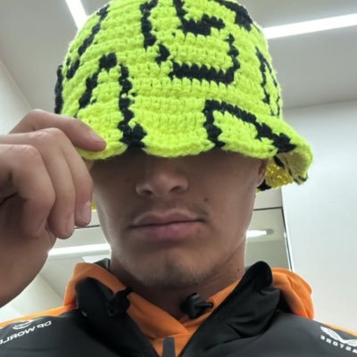 landoscfour's profile picture. 