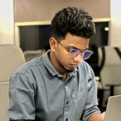 akhildas675's profile picture. 