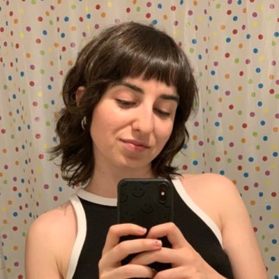 book enthusiast she/her former bookseller, now at @PontasAgency 📚: https://t.co/Qxd3tnZn0U…