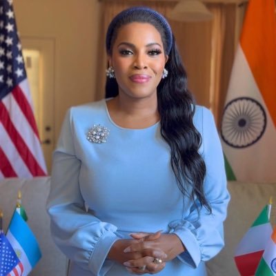Official X of International Singer Mary Millben. God first. Anthem gal for U.S. Presidents, world leaders, and you. Speak: @WSB_Speakers. Sing: https://t.co/33dppC3UNx