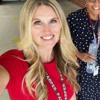 Erin Miles Piñero (@erinmpinero) Twitter profile photo