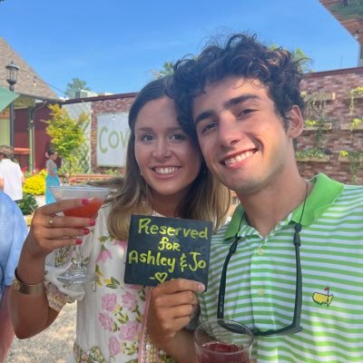 ashley_mer1's profile picture. 