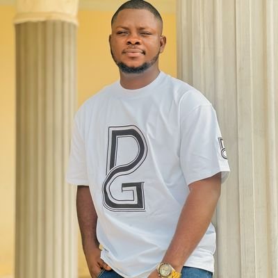 Celebrationbig's profile picture. Big Ass lover🥰, make up artist, Chelsea.

Researcher.. blunt talker!